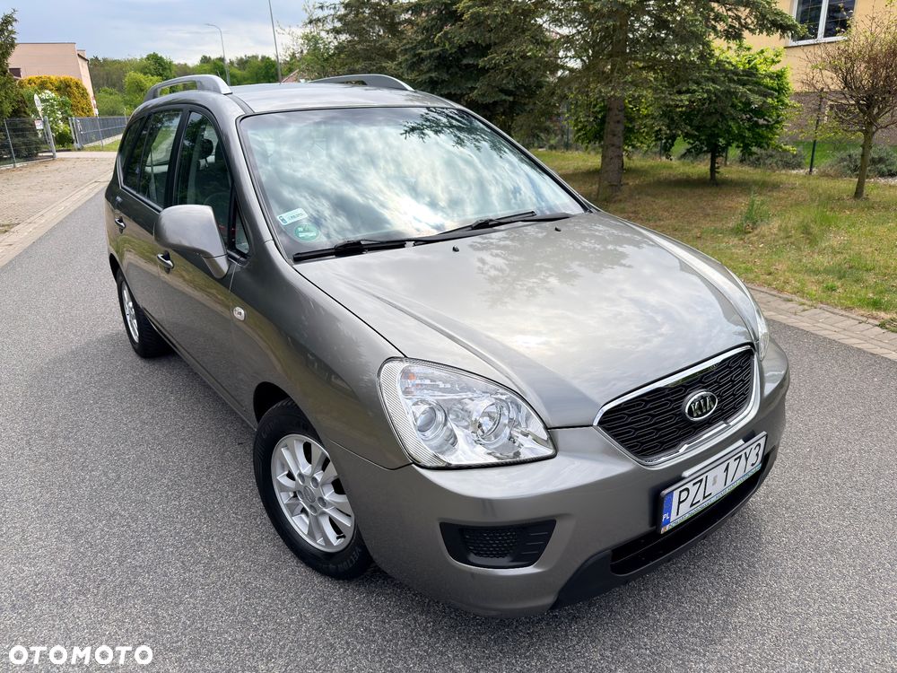 Kia Carens 1.7 CRDi 115 Fifa World Cup Edition - 17