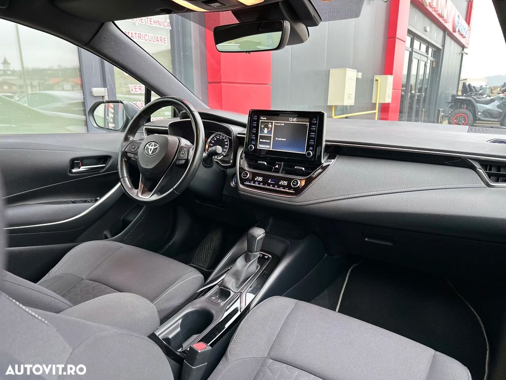 Toyota Corolla 1.8 HSD TS Dynamic - 19