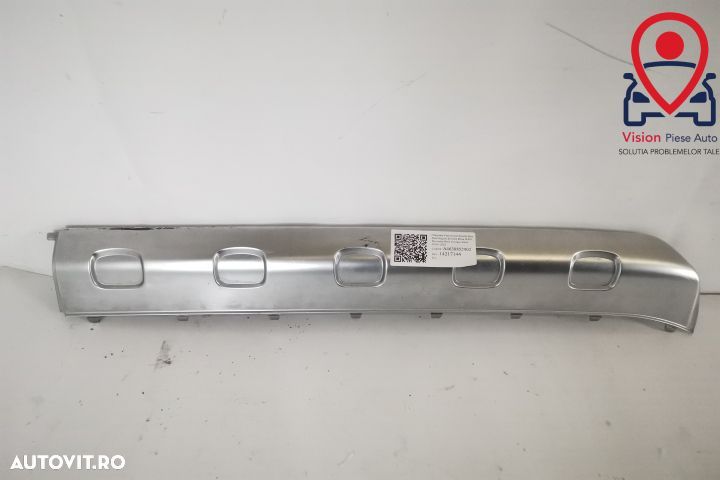 Ornament Crom Fusta Spoiler Bara Fata Original In Stare Buna W463 Merc - 1