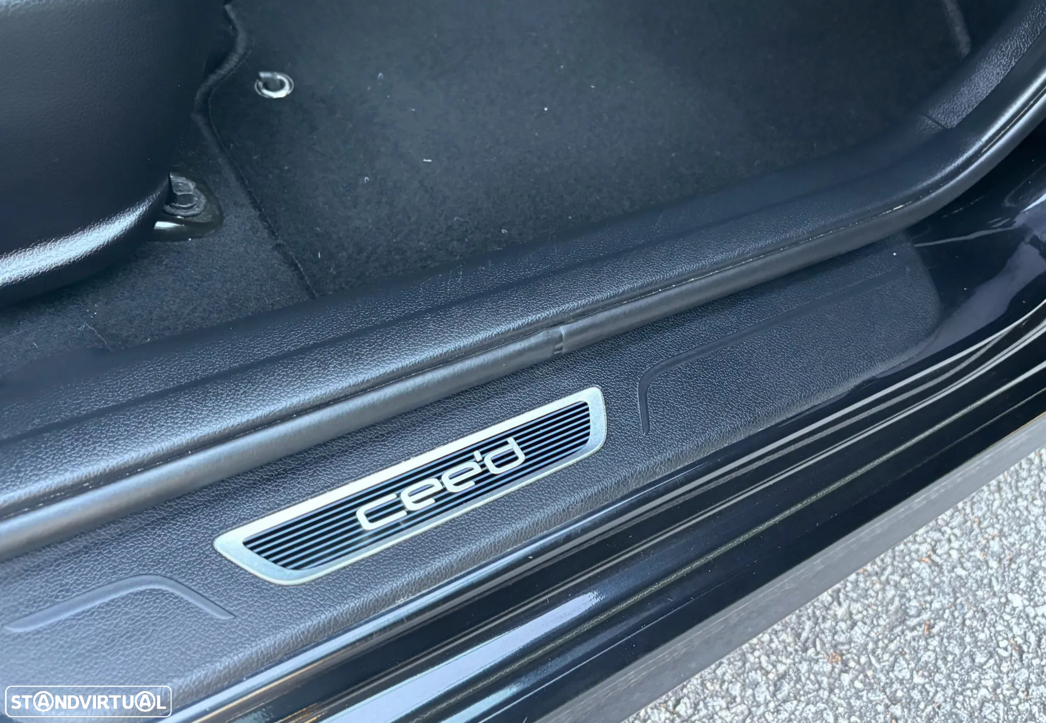 Kia Ceed 1.6 CRDi GT Line - 14
