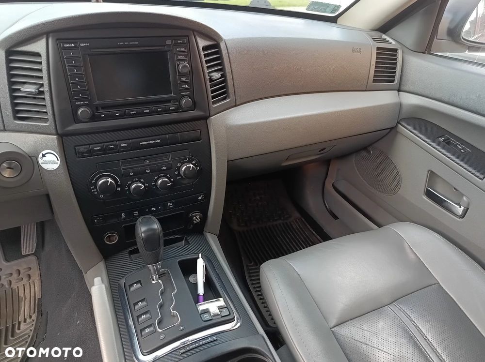 Jeep Grand Cherokee 5.7 V8 Limited Executive - 11