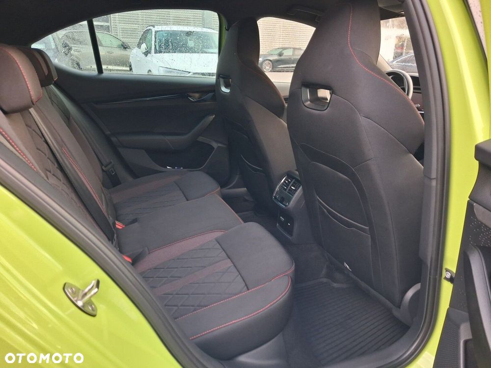 Skoda Octavia 2.0 TDI RS DSG - 13