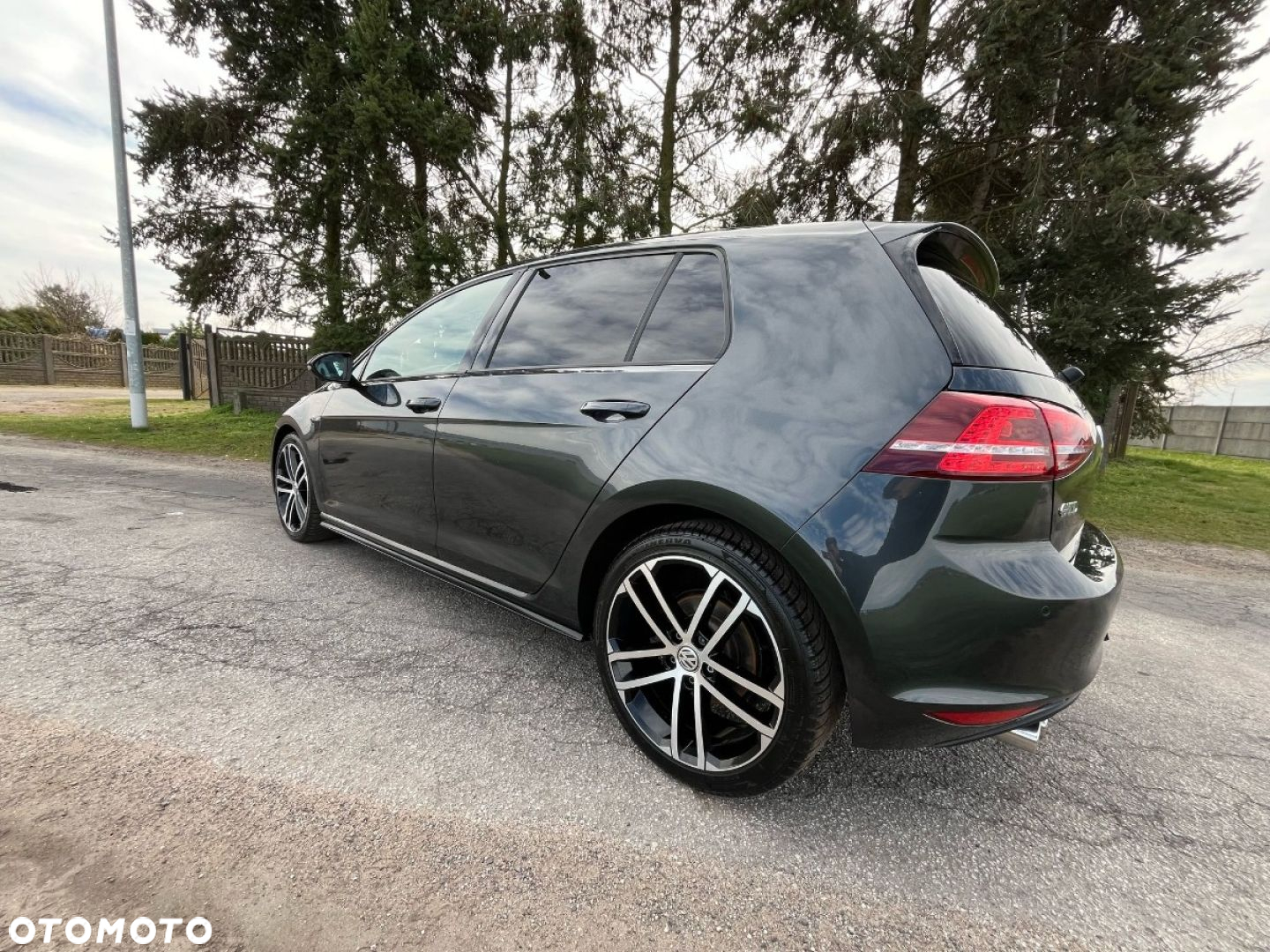 Volkswagen Golf - 35