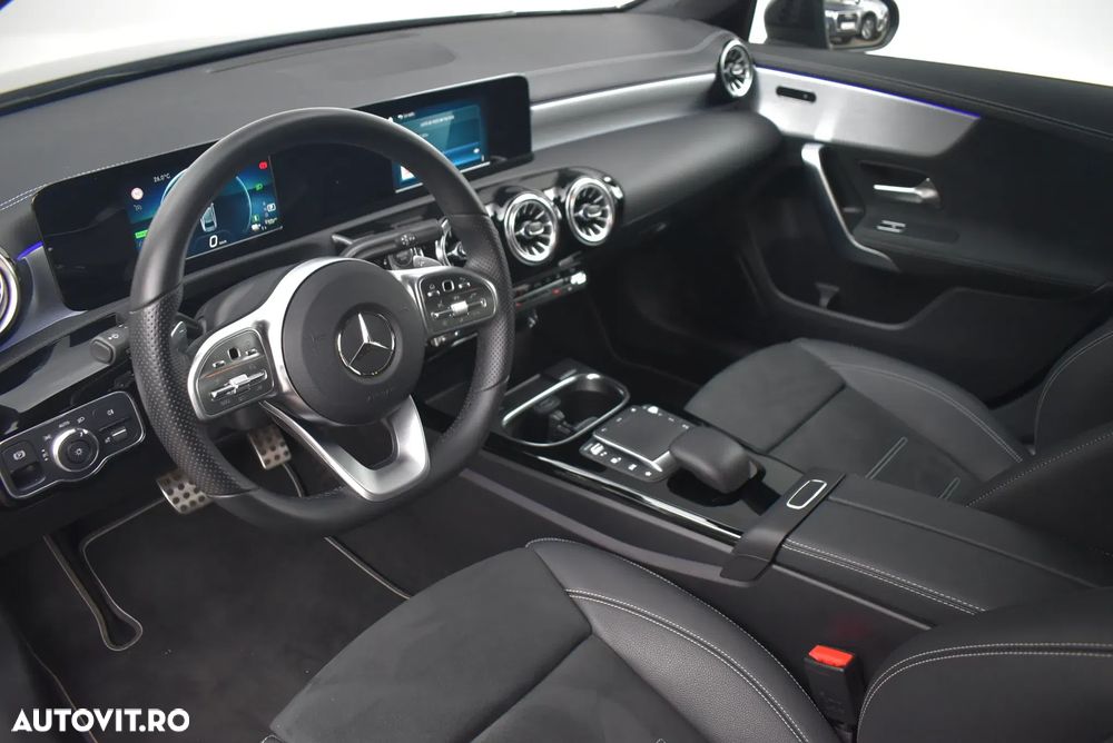 Mercedes-Benz A 250 e Sedan Aut. - 10