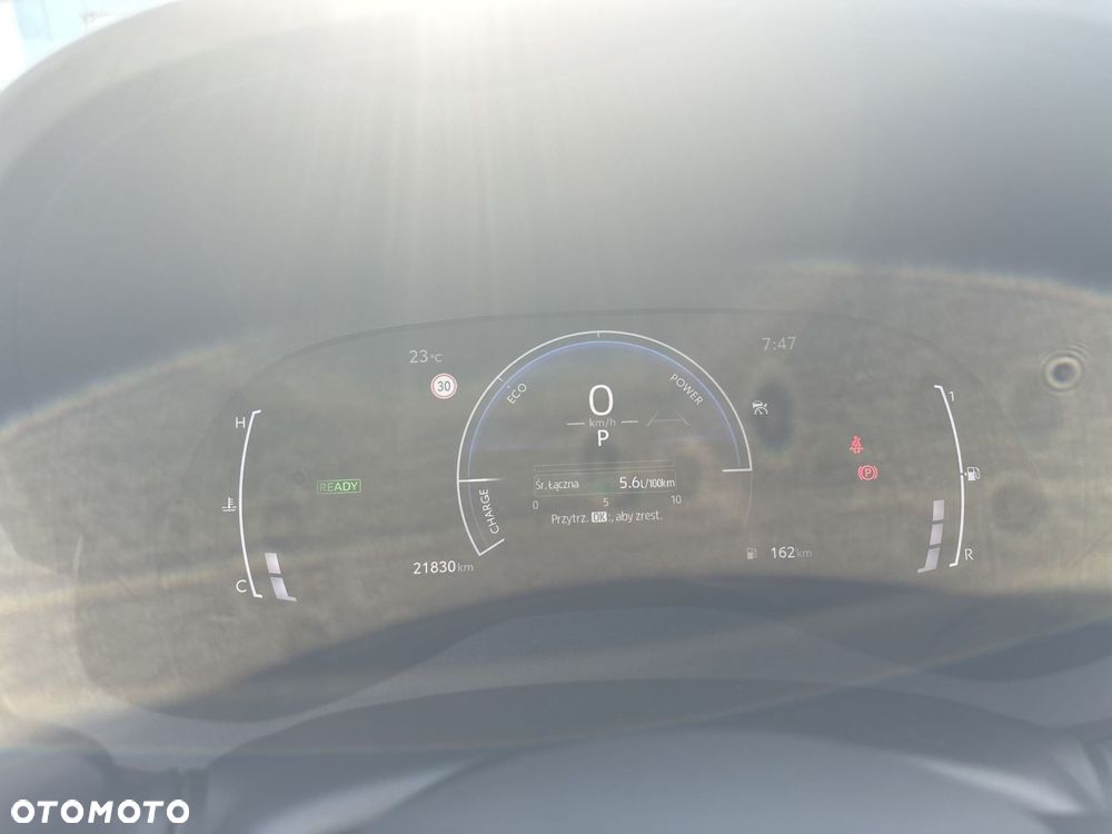 Toyota Yaris Hybrid 1.5 Style - 19