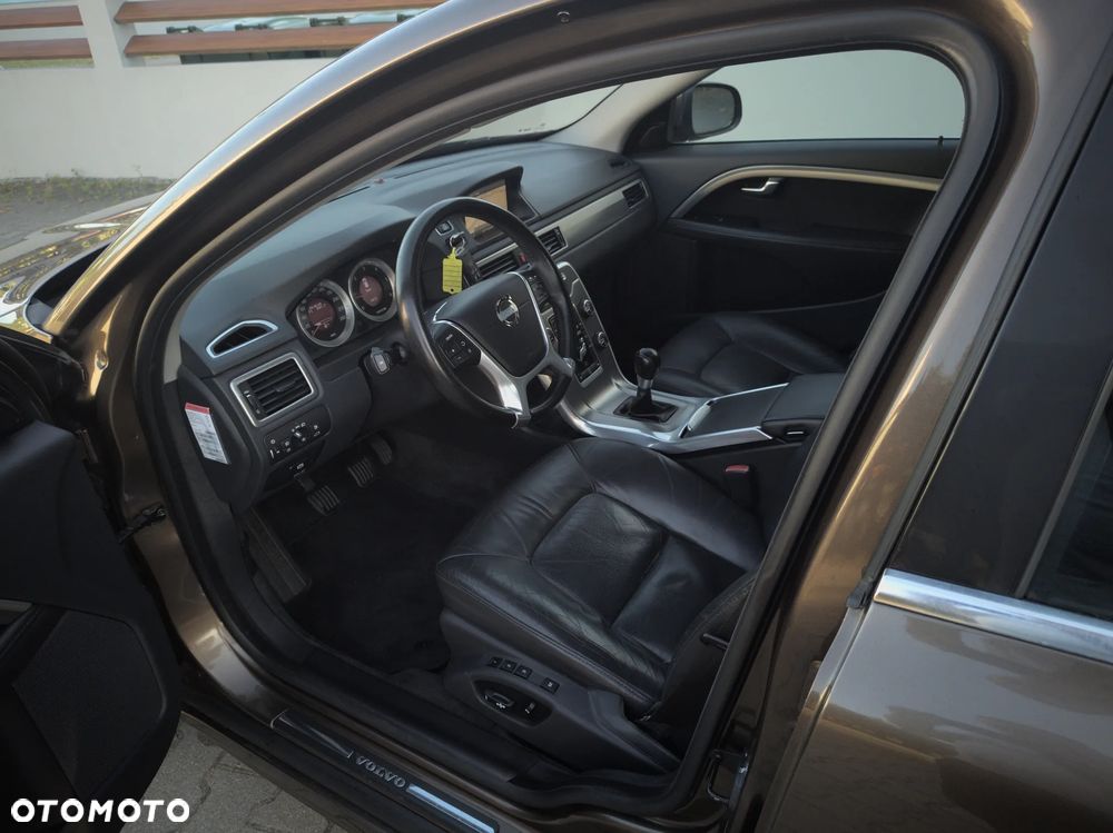 Volvo V70 D4 Summum - 16