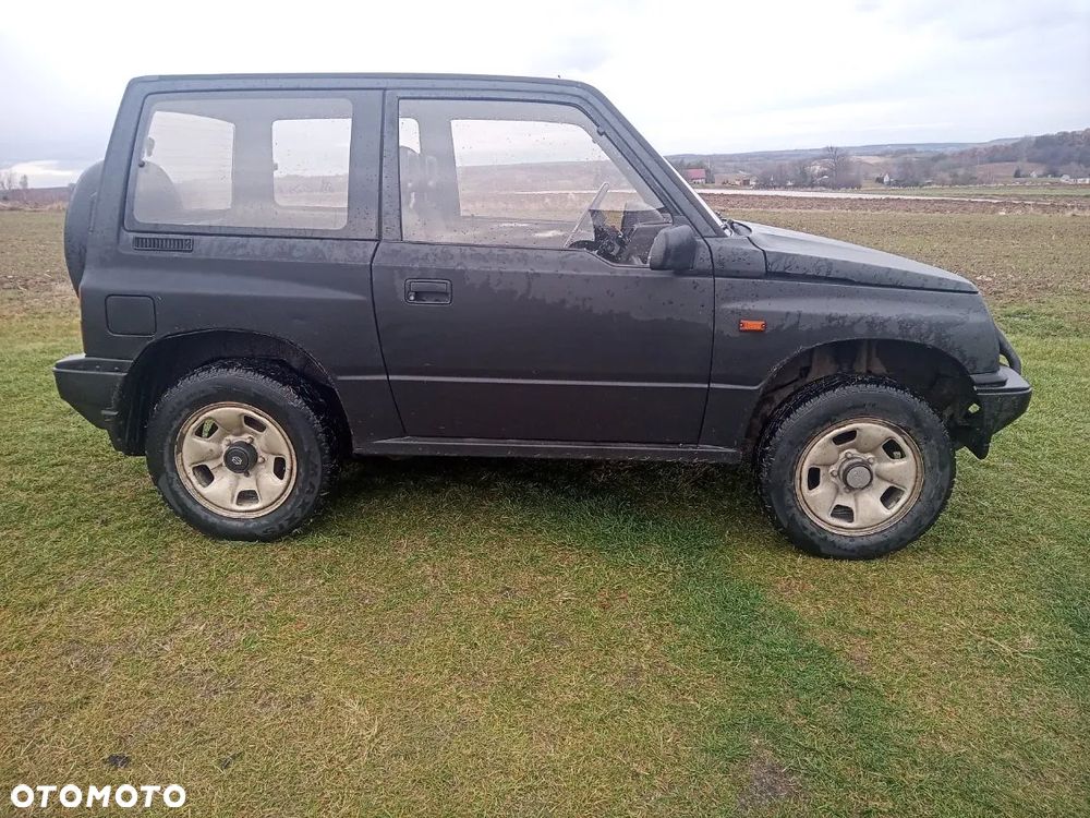 Suzuki Vitara - 1