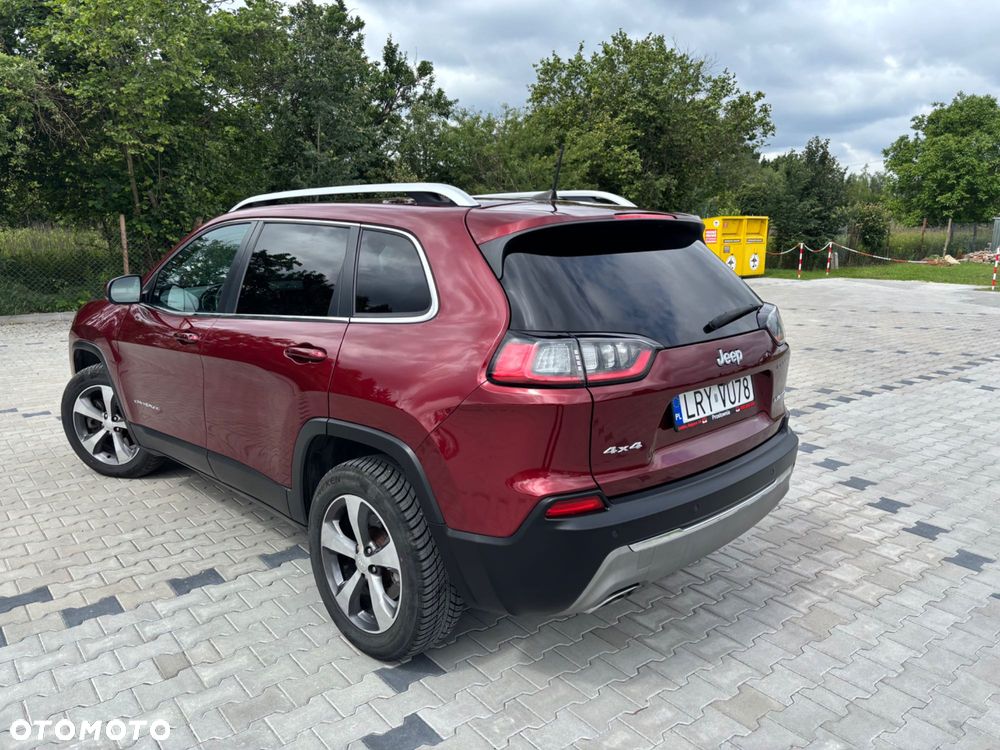 Jeep Cherokee - 5