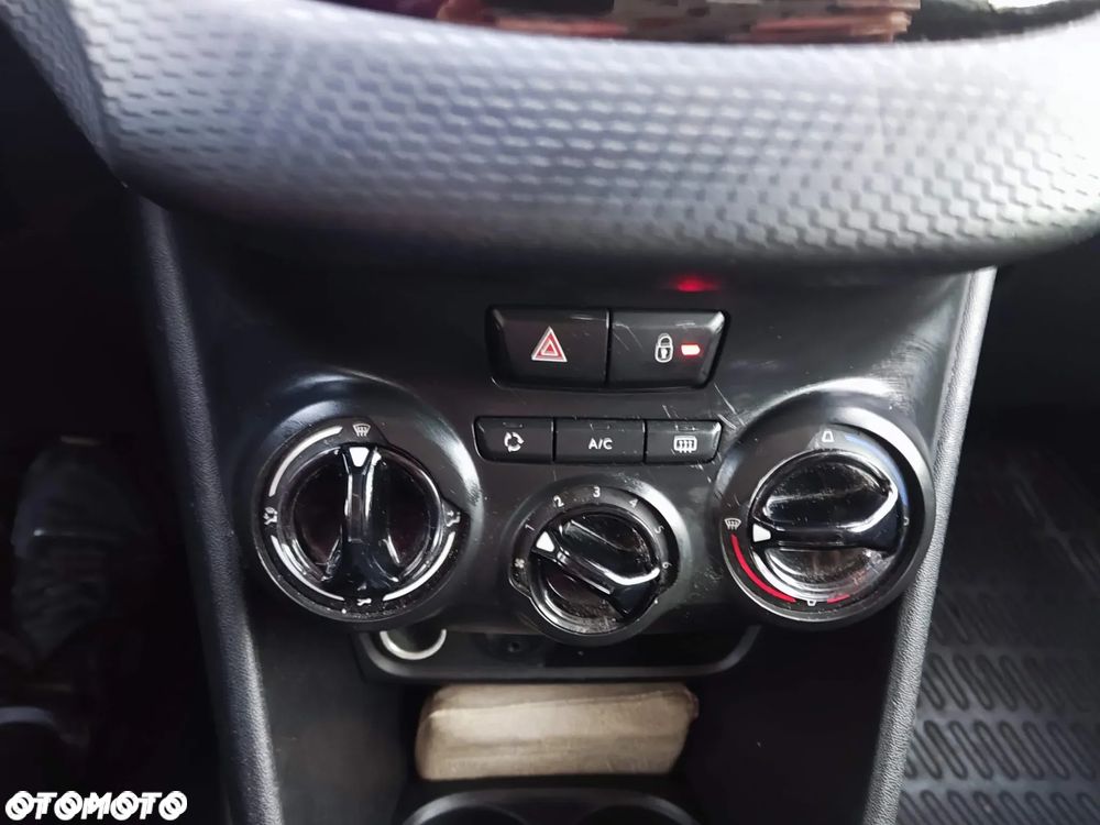 Peugeot 208 1.2 PureTech Active - 5