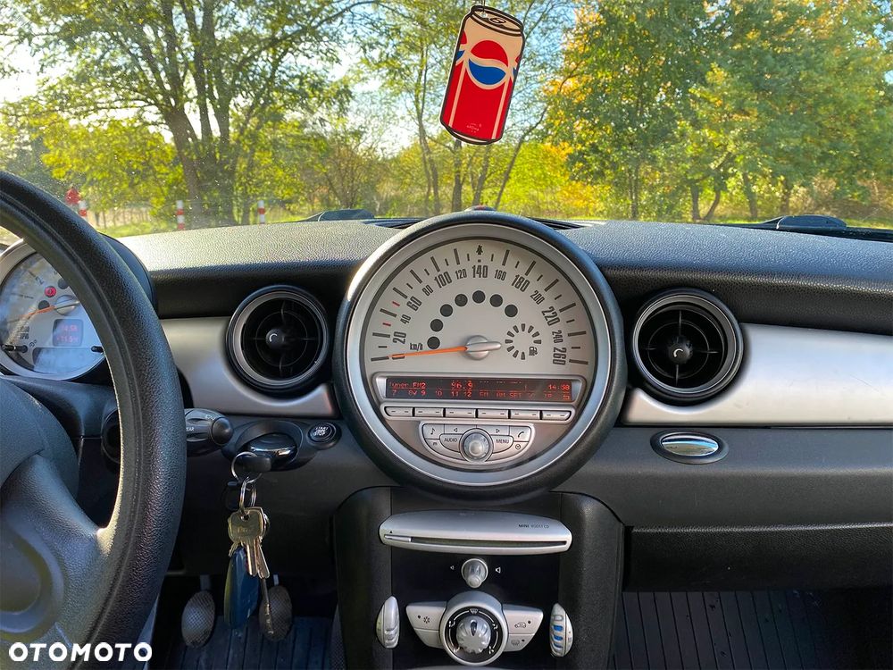 MINI ONE Standard - 10