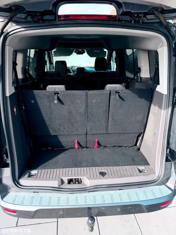 Ford Tourneo Connect Grand - 12