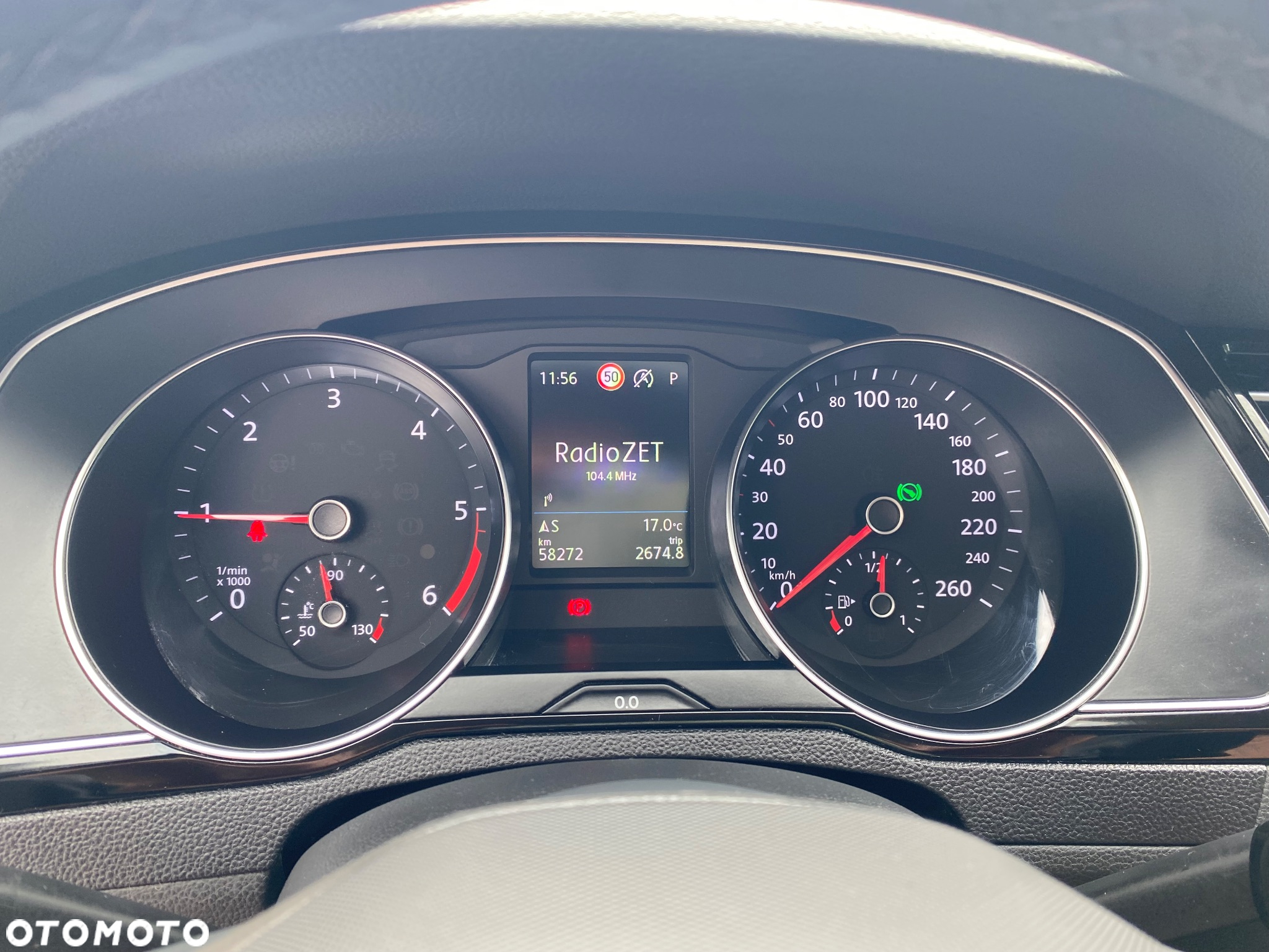 Volkswagen Passat Variant 2.0 TDI DSG (BlueMotion Technology) Comfortline - 11