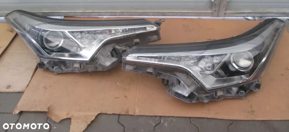 TOYOTA C-HR CHR HYBRID BELKA CHŁODNICE NADKOLE PAS PRZEDNI - 4