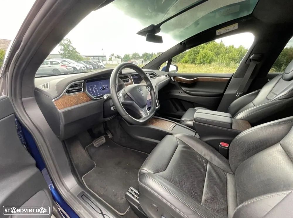 Tesla Model X 100D - 4