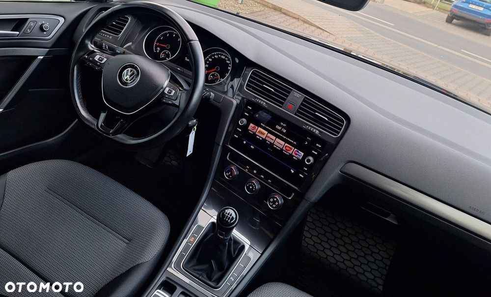 Volkswagen Golf 1.5 TSI BMT Evo Comfortline - 10