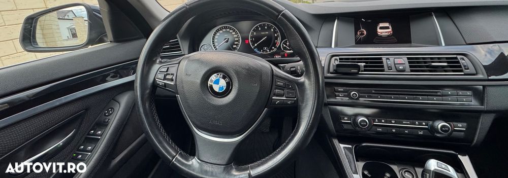 BMW Seria 5 520i Aut. Modern Line - 14