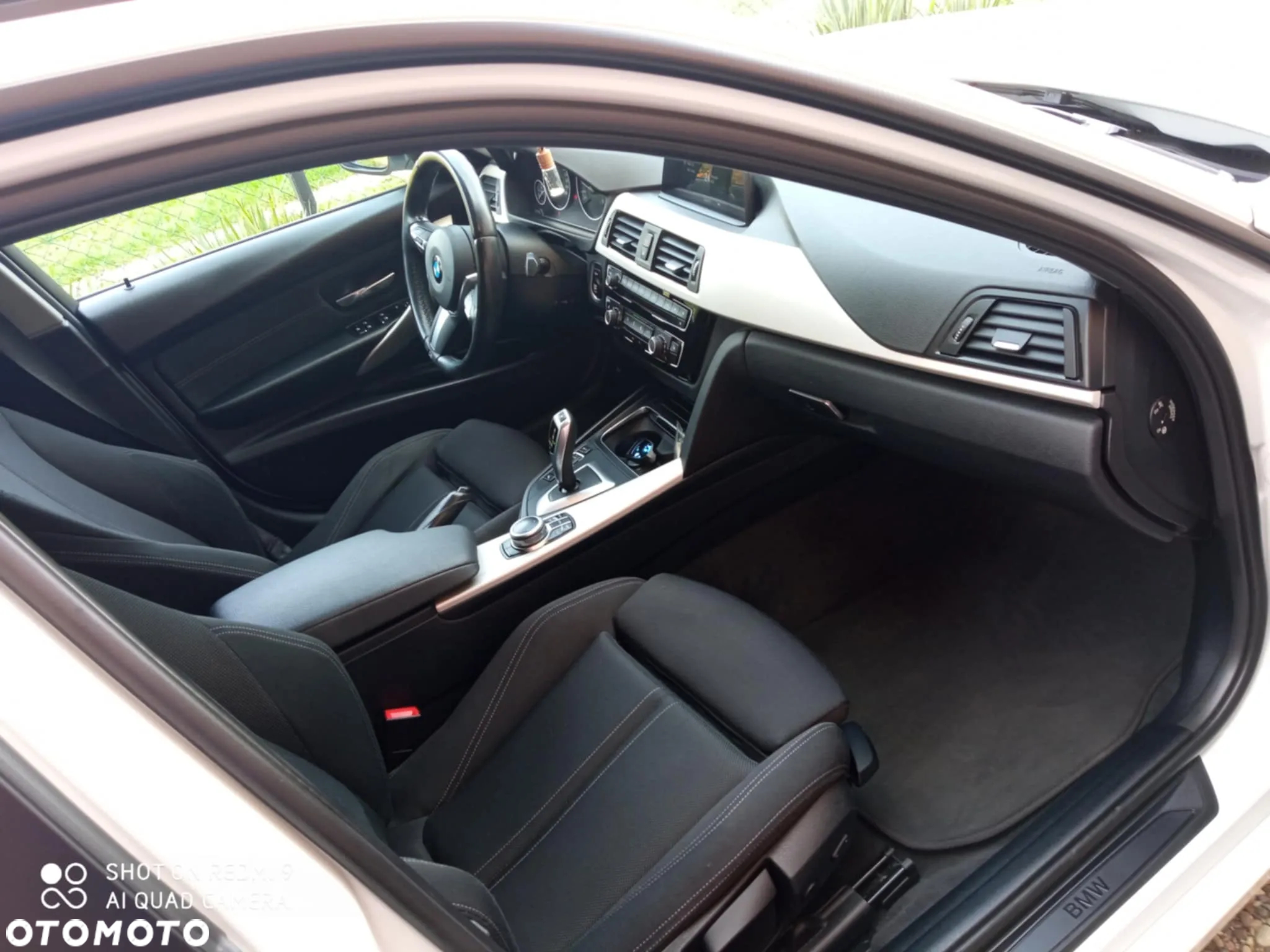 BMW Seria 3 318d Sport Line - 2