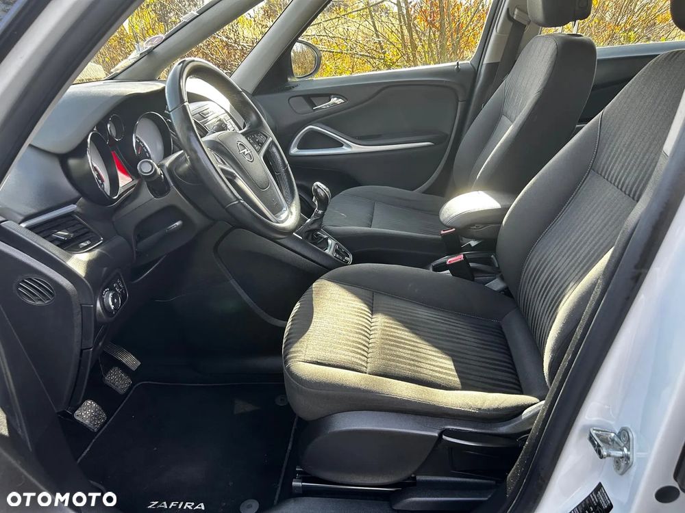 Opel Zafira - 19