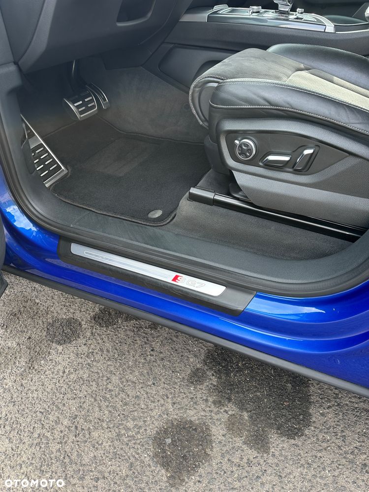 Audi SQ7 4.0 TDI Quattro Tiptr - 23