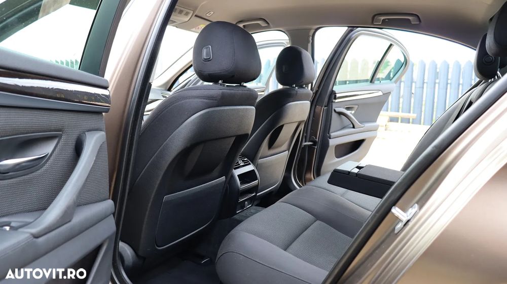 BMW Seria 5 520d - 16
