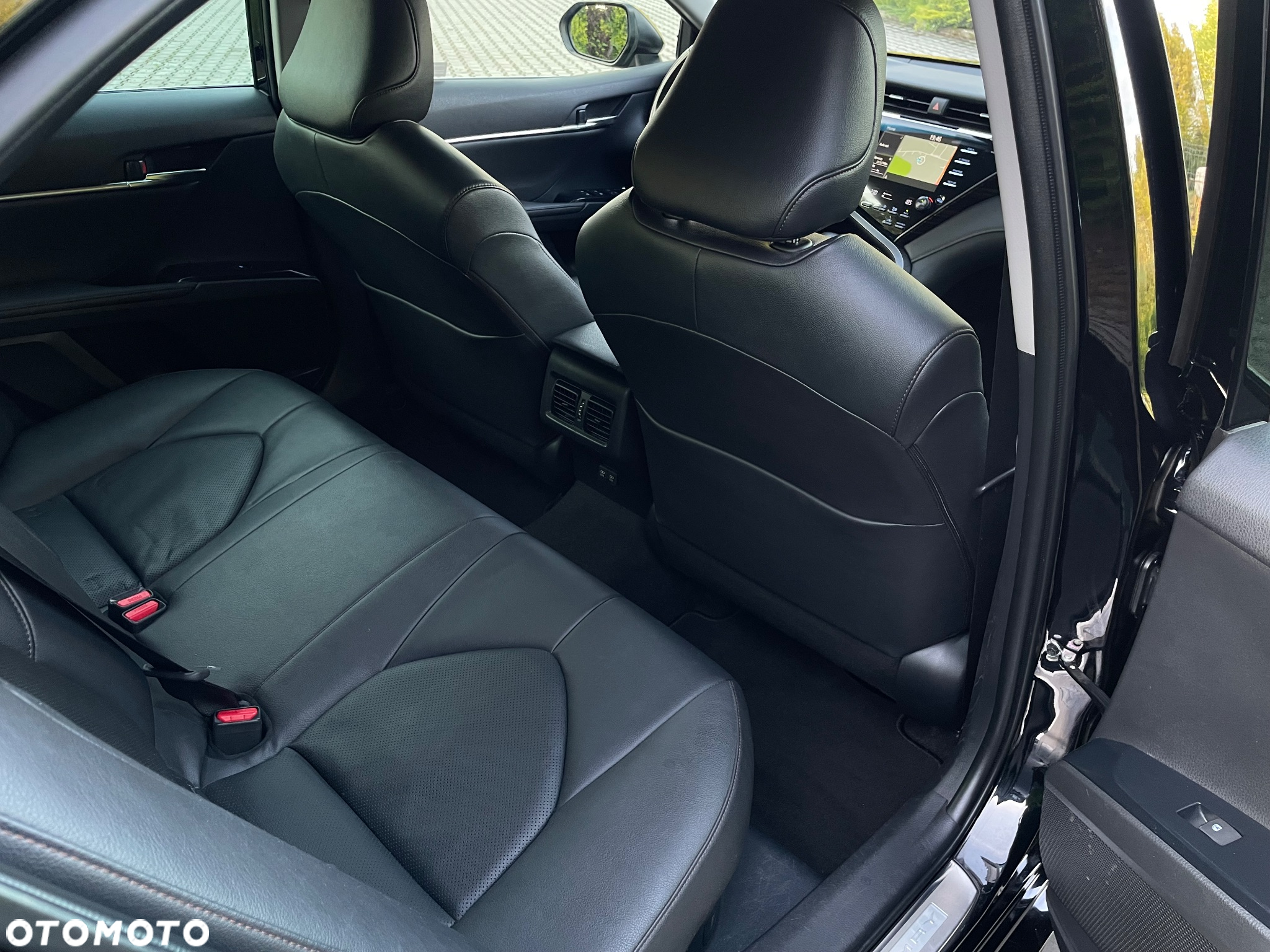 Toyota Camry 2.5 Hybrid Executive CVT - 25
