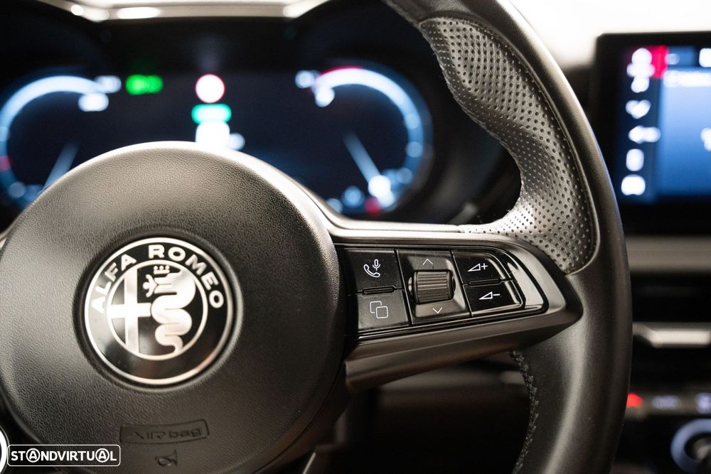 Alfa Romeo Tonale 1.5 Hybrid Sprint - 21