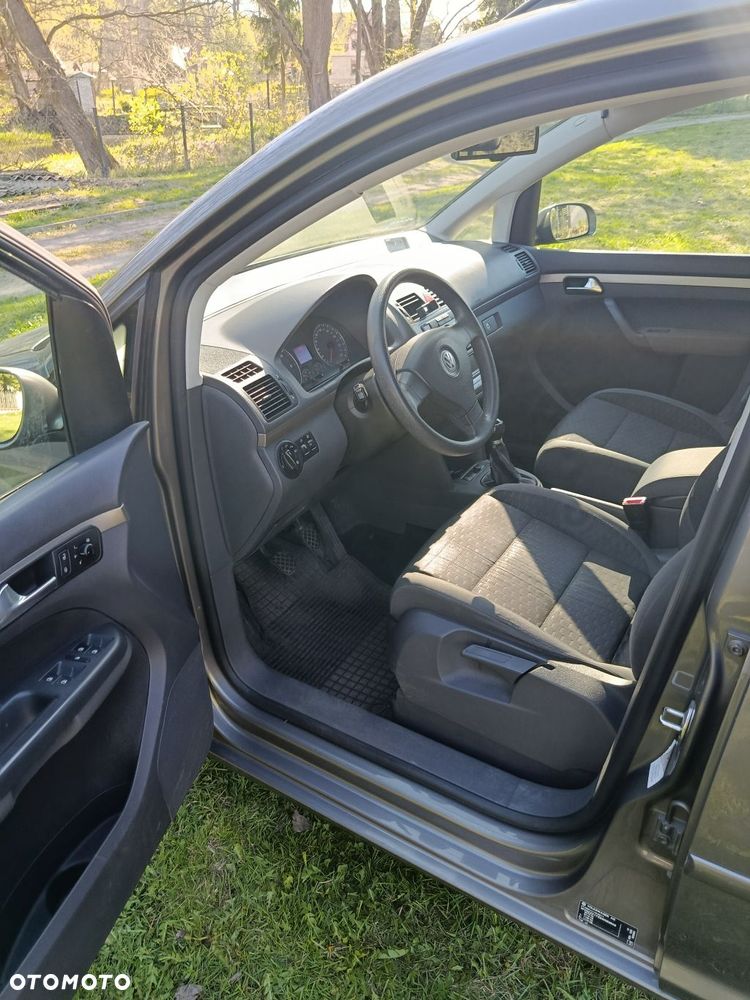 Volkswagen Touran 2.0 TDI Trendline - 4