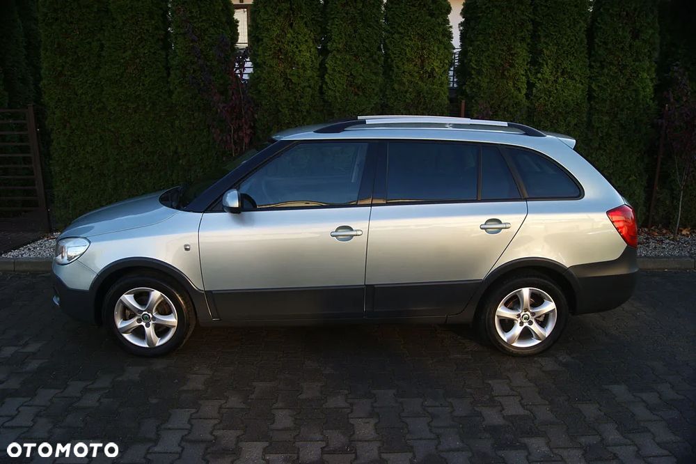 Skoda Fabia 1.2 TSI Scout - 12