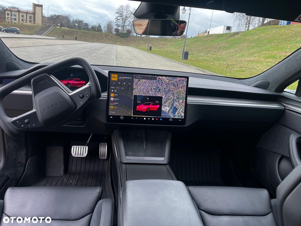 Tesla Model S - 18