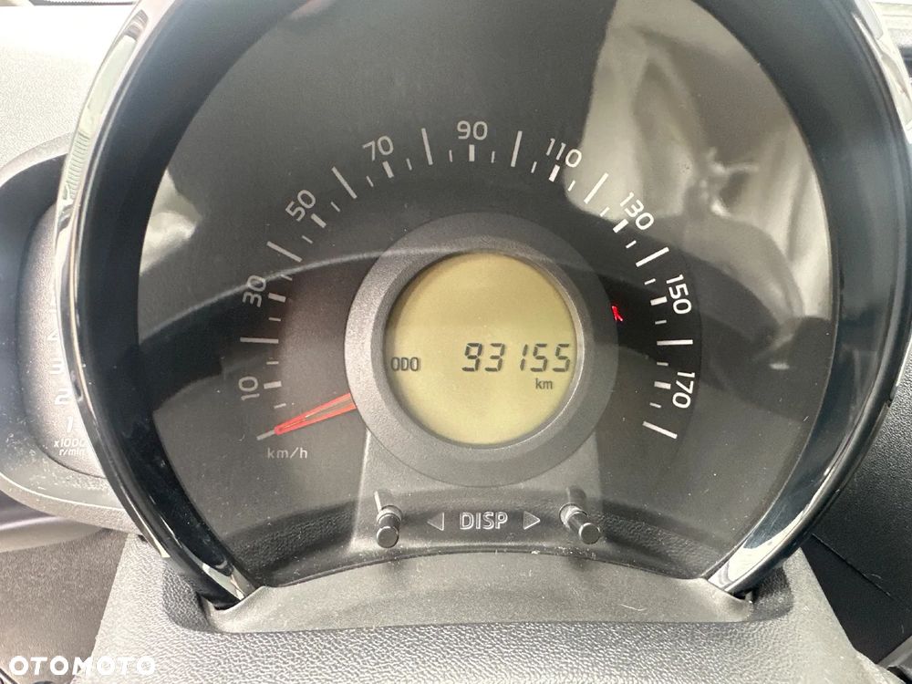 Toyota Aygo - 30