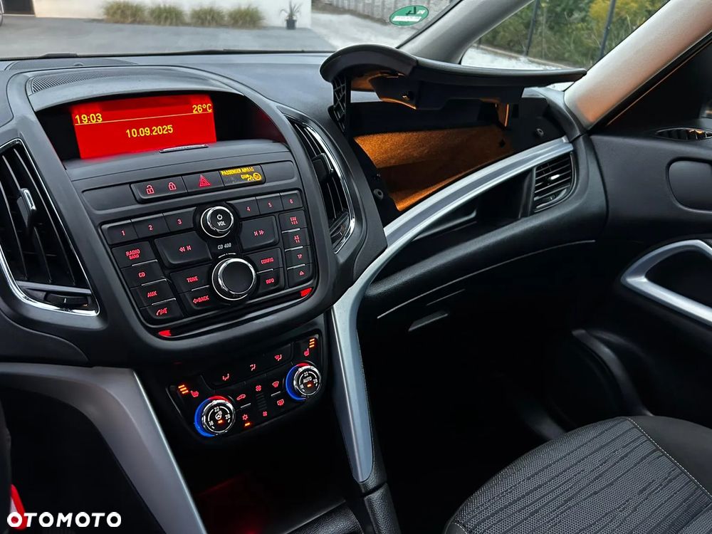 Opel Zafira 1.4 Turbo (ecoFLEX) Start/Stop Active - 34