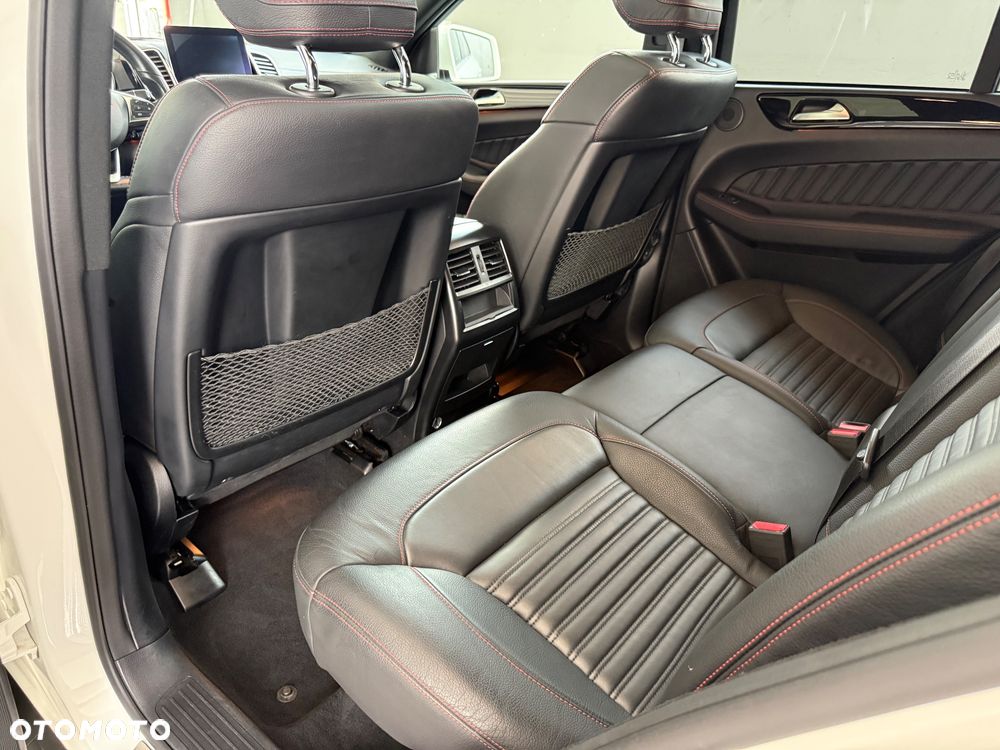 Mercedes-Benz GLE 350 d 4Matic 9G-TRONIC AMG Line - 28