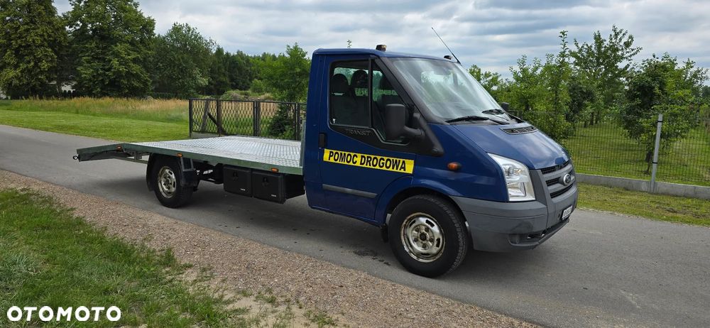 Ford Transit - 1