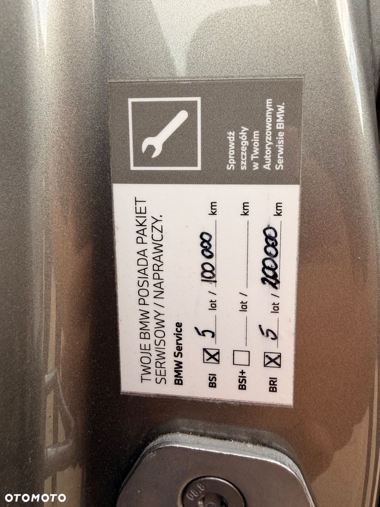 BMW Seria 7 740d xDrive mHEV - 19