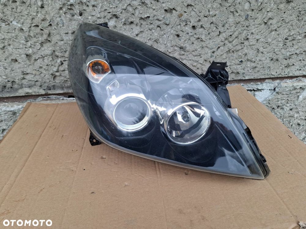 LAMPA PRZEDNIA PRAWA OPEL VECTRA C LIFT 05/08r - 3