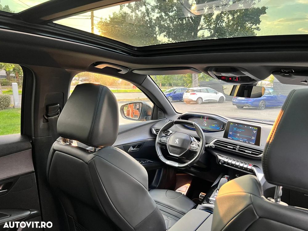 Peugeot 3008 PHEV 300 EAT8 4X4 GT - 30