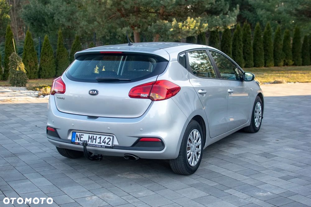 Kia Ceed - 21