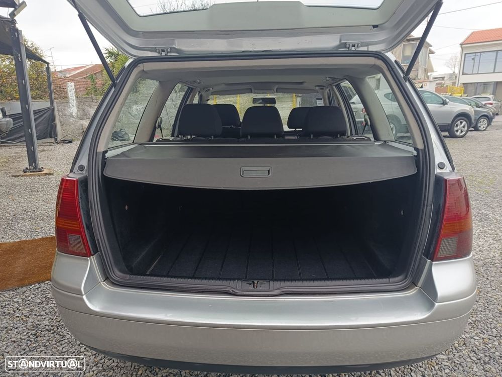 VW Golf Variant 1.9 TDi Highline - 15