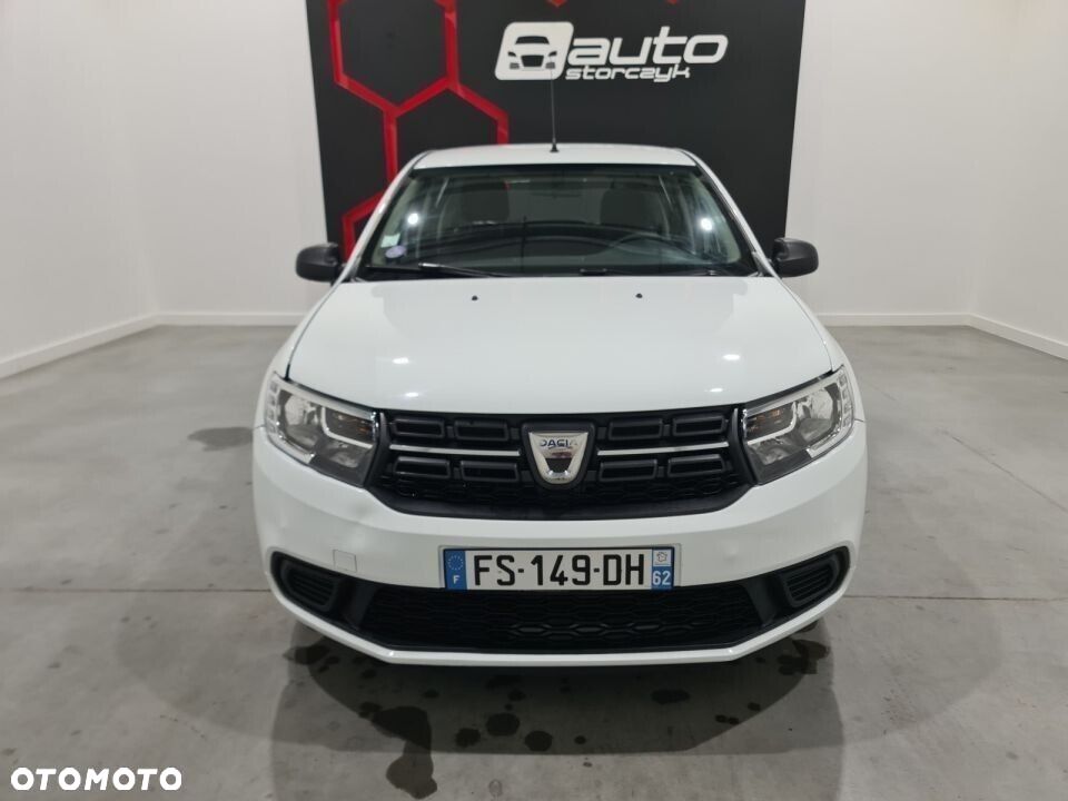 Dacia Sandero - 8