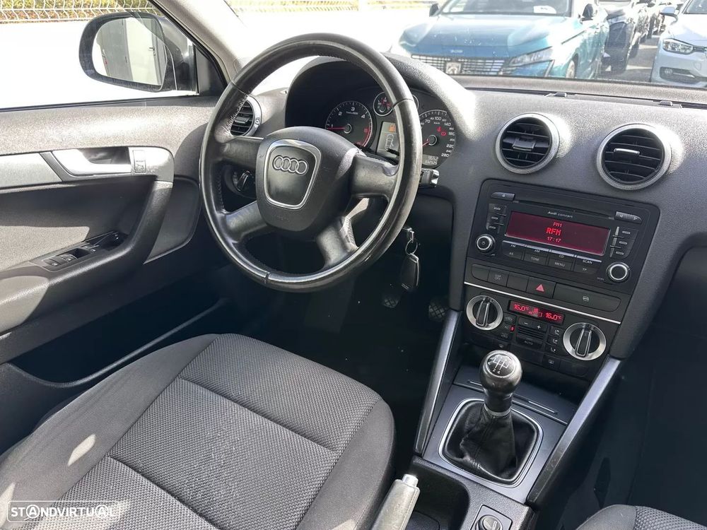 Audi A3 Sportback 1.9 TDi Sport - 17