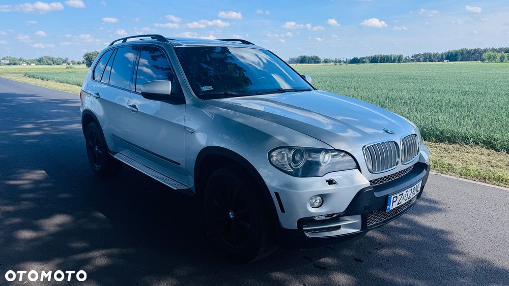 BMW X5 4.8i xDrive - 30