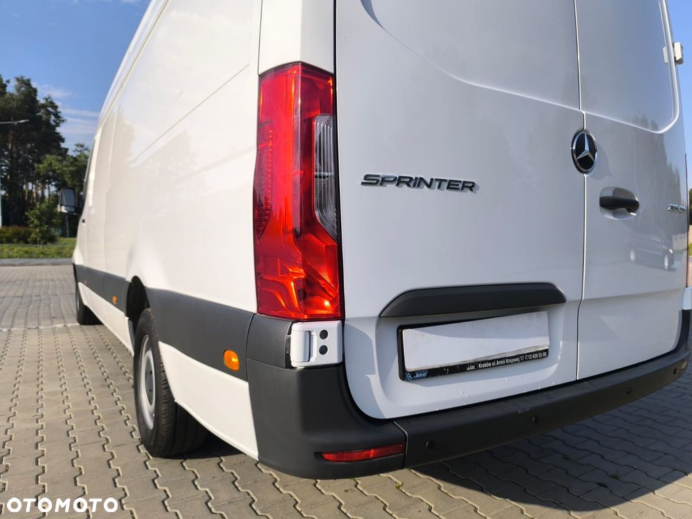Mercedes-Benz Sprinter 315, Automat, Mroźnia, Chłodnia + Funkcja Grzania, Długi (4.25m) - 37