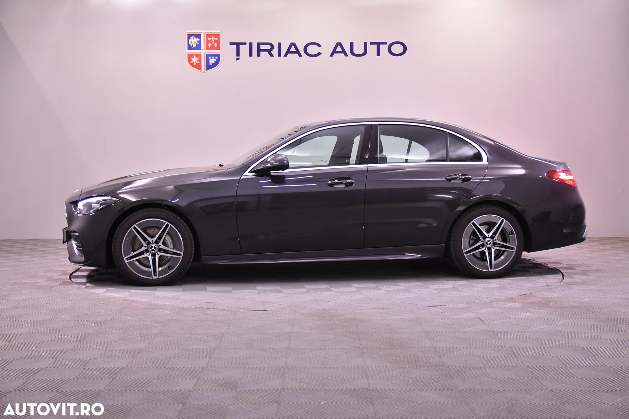 Mercedes-Benz C 220 d 9G-TRONIC AMG Line - 2