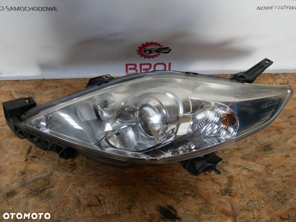 REFLEKTOR PRAWY MAZDA 5 soczewka UK - 2