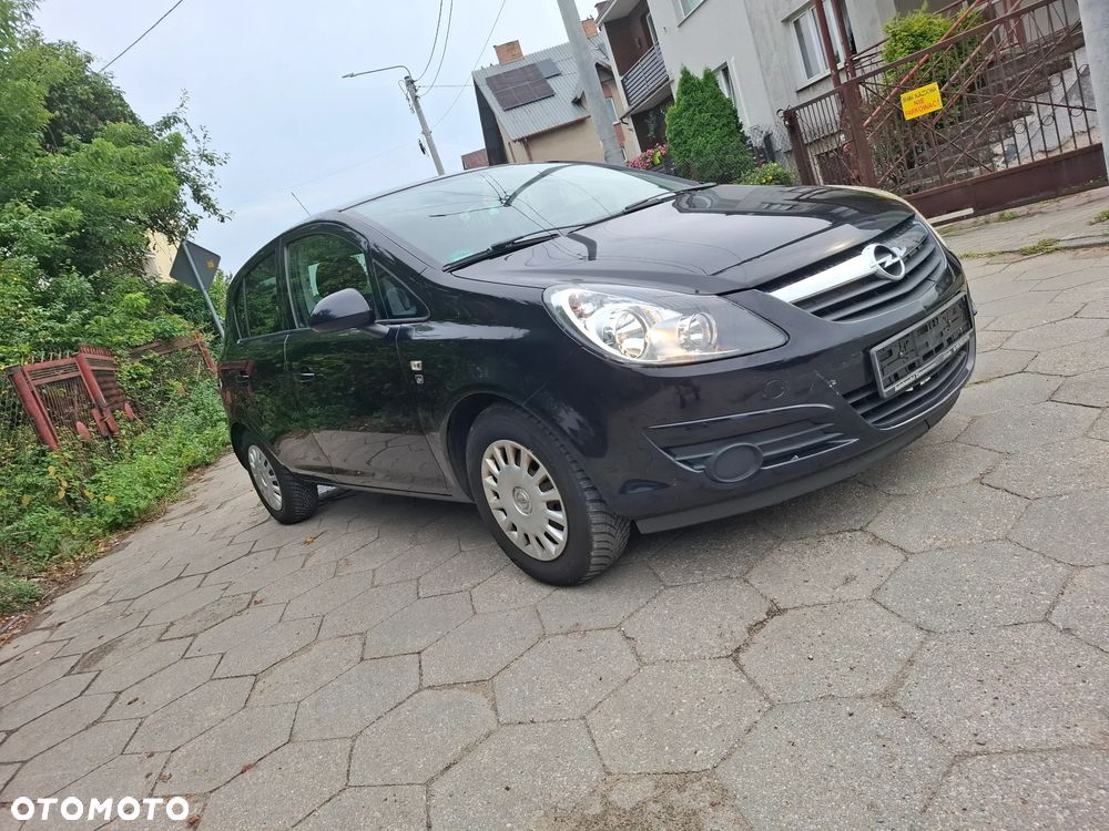 Opel Corsa 1.4 16V Essentia - 2