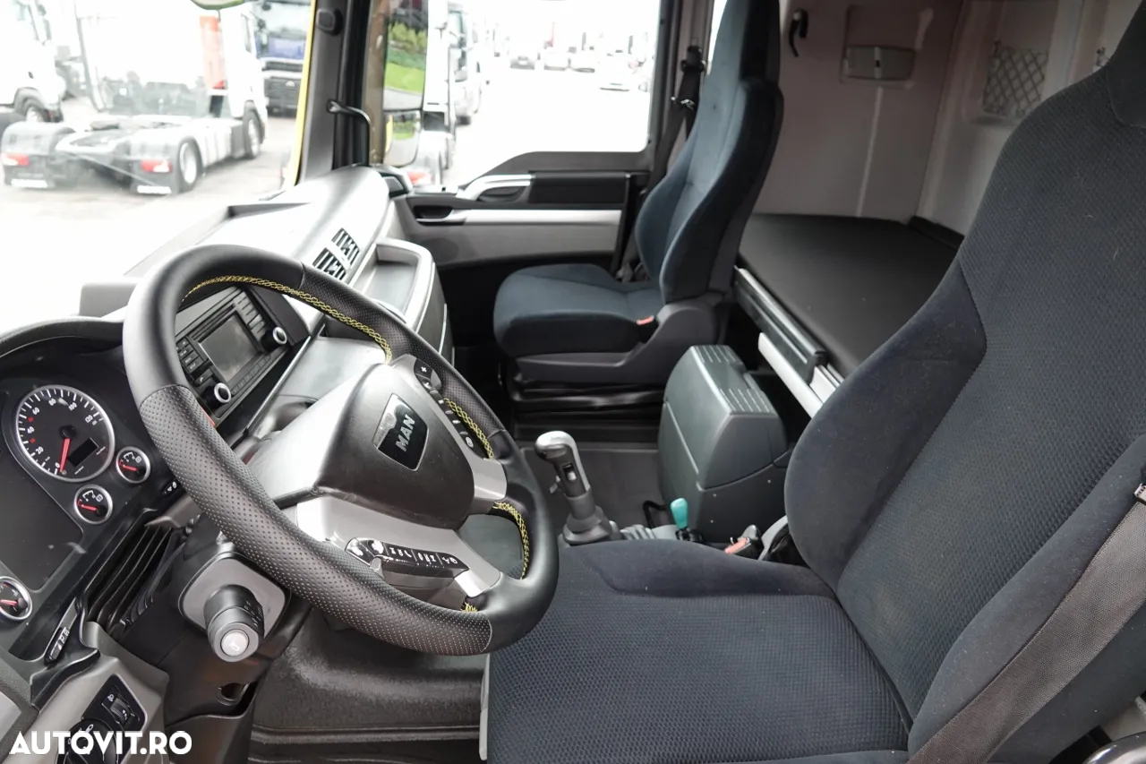 MAN TGX 26.540 / 6x2 / 6X4 / PUSHER / HIDRAULIC / I-PARK COOL / AXIE DE RIDICARE ȘI DIRECȚIE / MANUAL / semiremorcă cu 3 axe- - 25