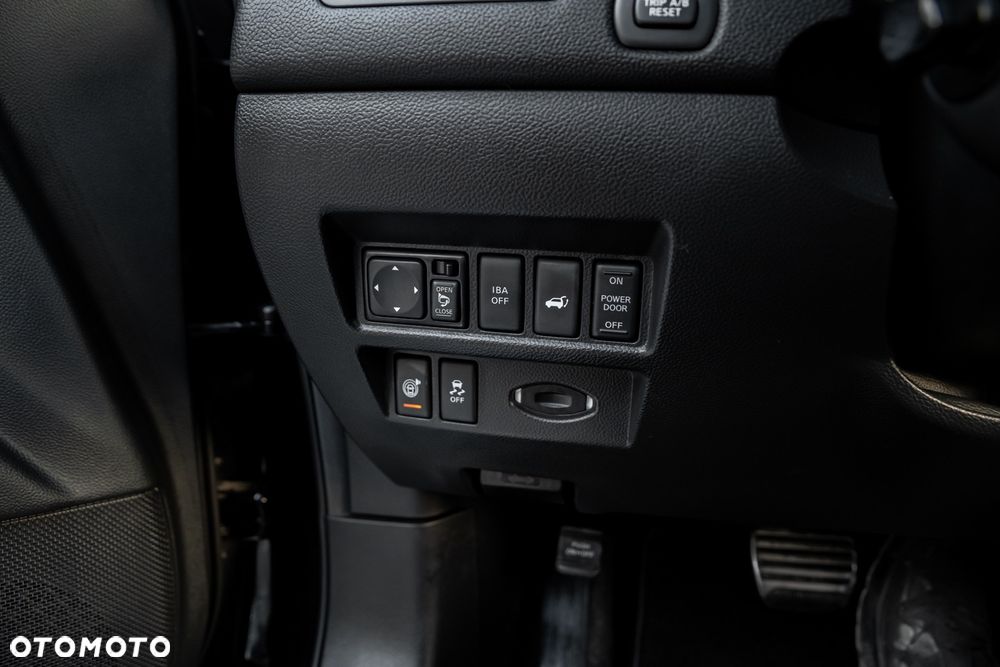 Infiniti FX FX30d S - 29