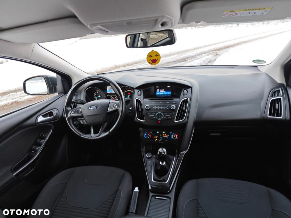 Ford Focus 1.0 EcoBoost Start-Stopp-System TITANIUM STYLE - 14