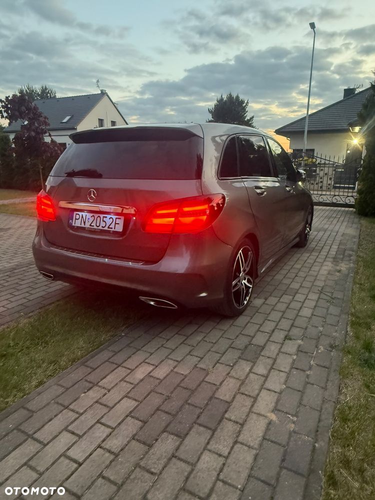 Mercedes-Benz Klasa B 180 (CDI) d 7G-DCT AMG Line - 10