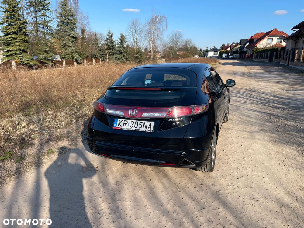 Honda Civic 1.8 GT Special Edition - 8